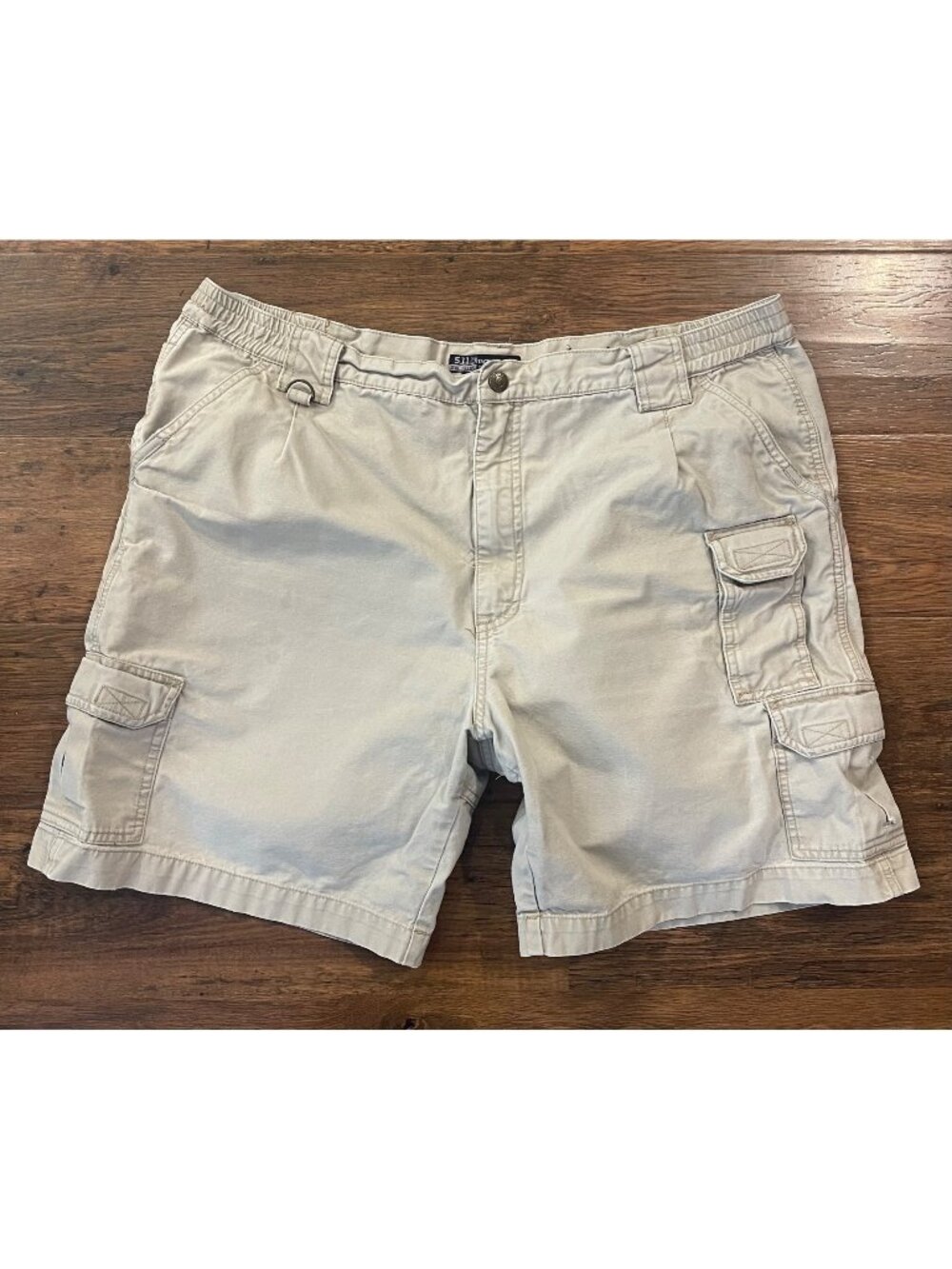 5.11 Tactical Mens Cargo Shorts Khaki Sz 42